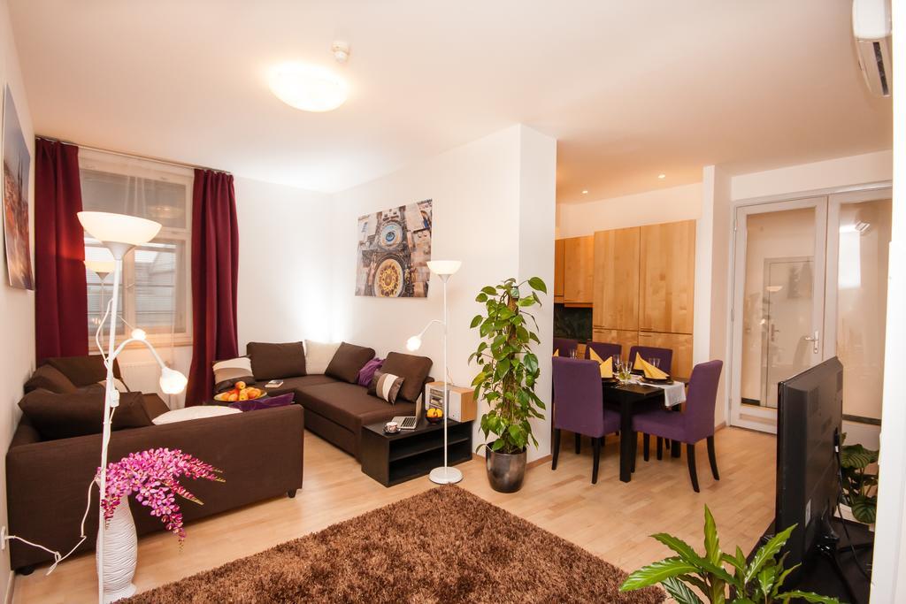 Wenceslas Square Lofts Prague Phòng bức ảnh